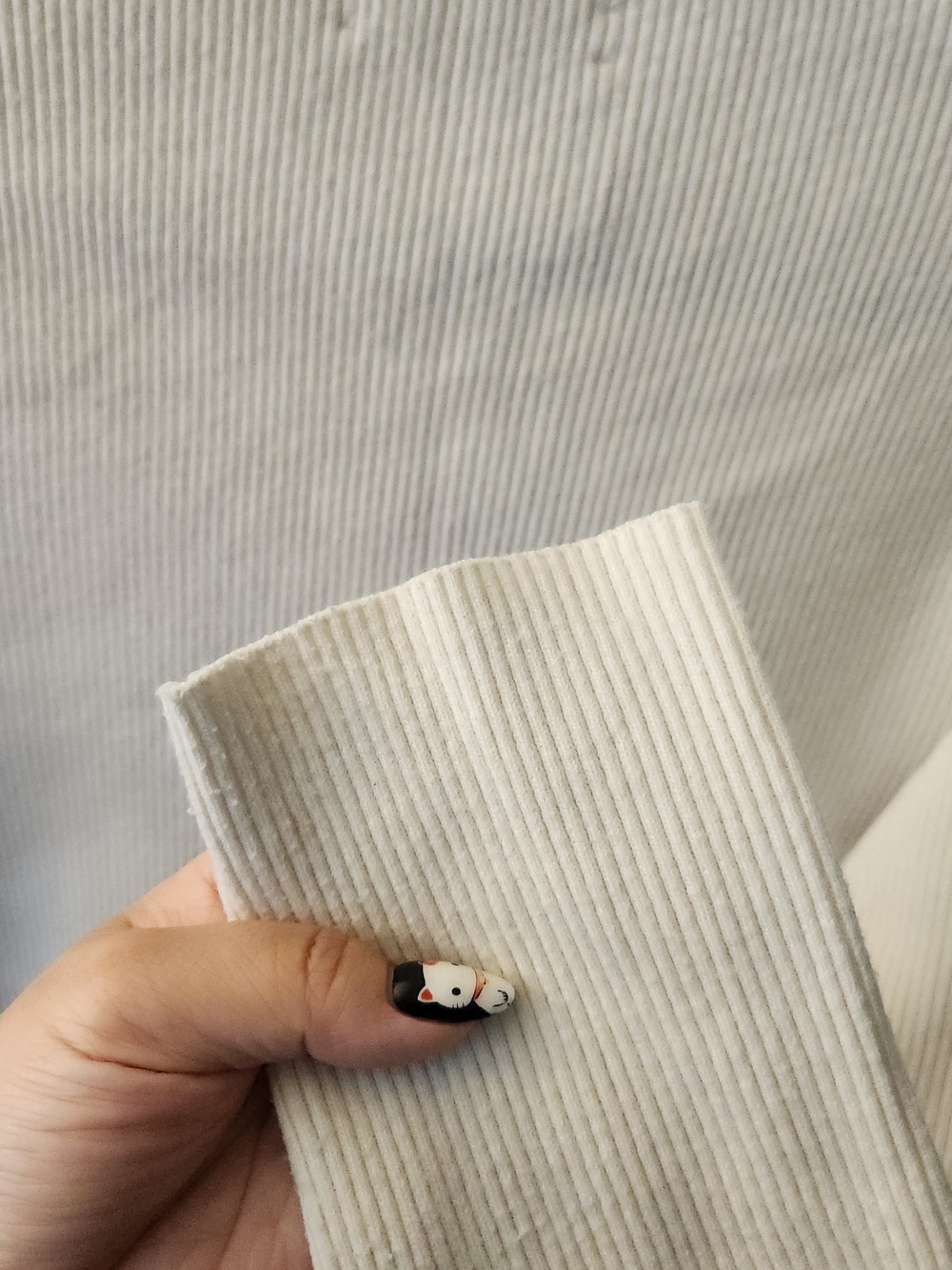 OAK + FORT Cream Ribbed Scoop-Neck Button Crop Top - Picture 5 of 6